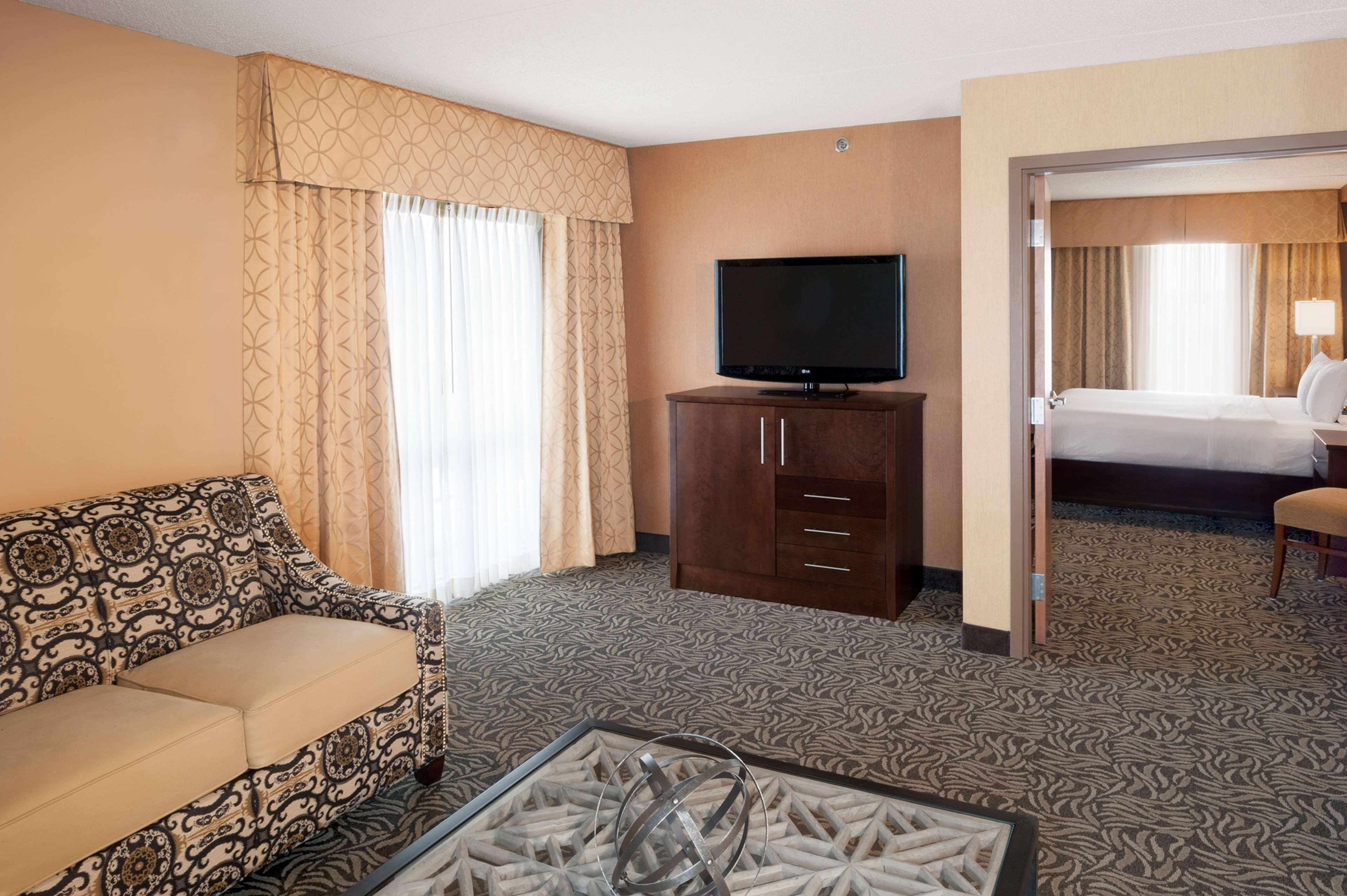 Doubletree By Hilton Bay City - Riverfront Exteriér fotografie
