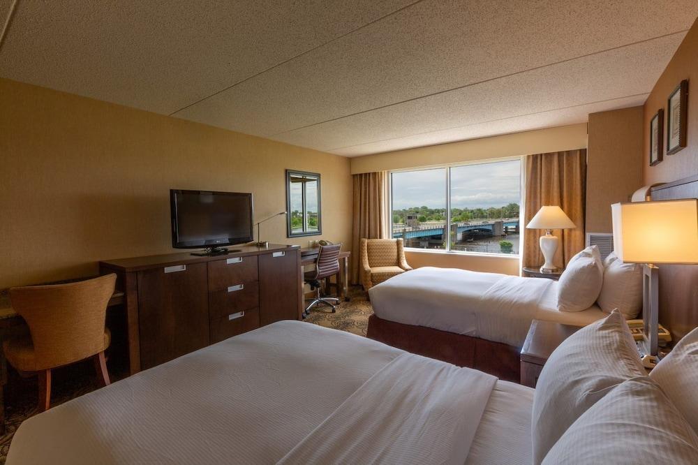 Doubletree By Hilton Bay City - Riverfront Exteriér fotografie